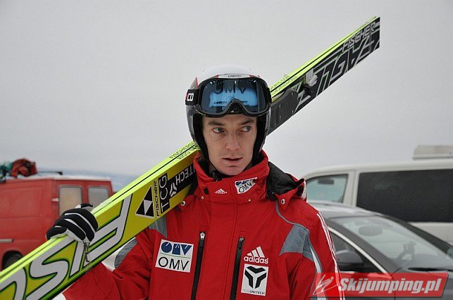 216 Lukas Hlava